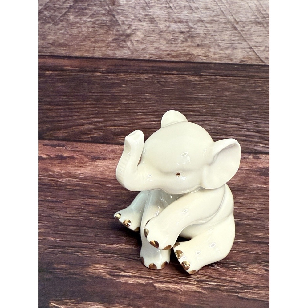 Lenox 2.75" tall Elephant Porcelain Figurine White w/ Gold ceramic baby